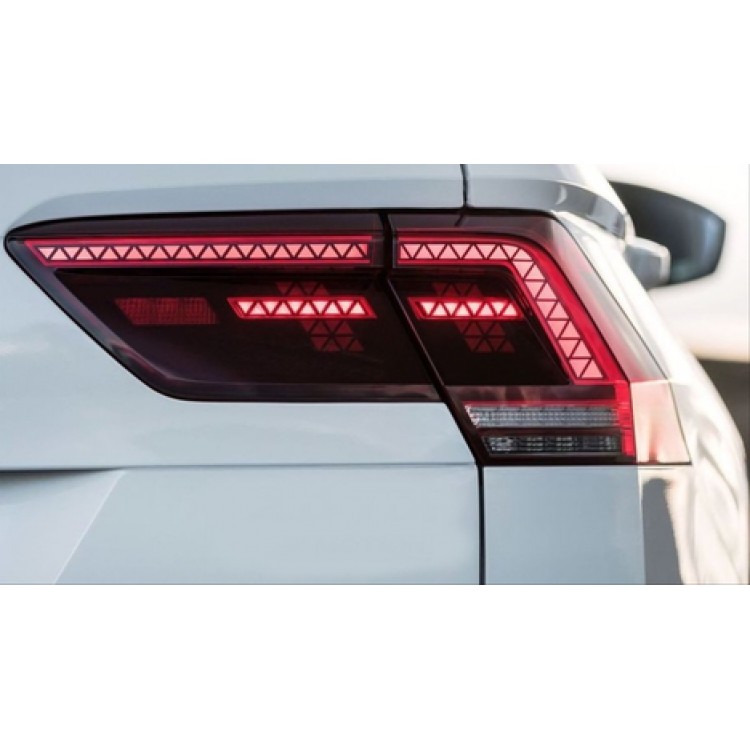 VOLKSWAGEN TIGUAN 2016-2021 IÇIN UYUMLU HIGHLINE LED STOP